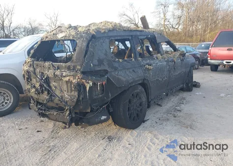 2024 Jeep Grand Cherokee L Summit Reserve 4X4 из США, поврежденный, VIN 1C4RJKEG1R8525038